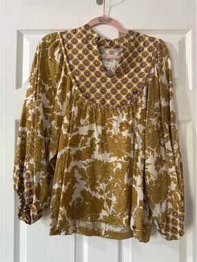 Umgee Mustard Print Blouse Small Boutique New with Tags